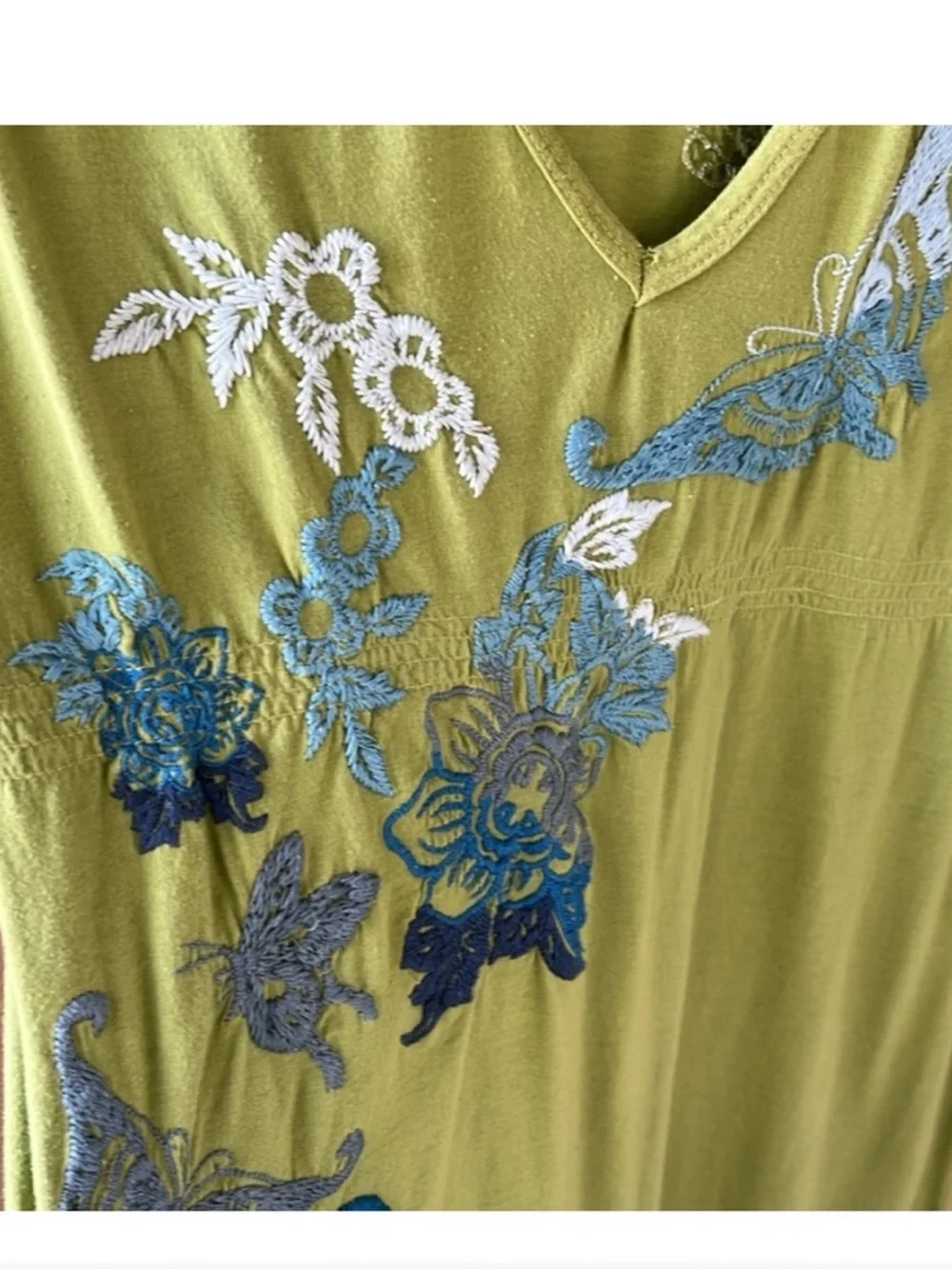 Johnny Was Green V-Neck Long Sleeve Tunic with Blue Floral Embroidery - Picture 5 of 8
